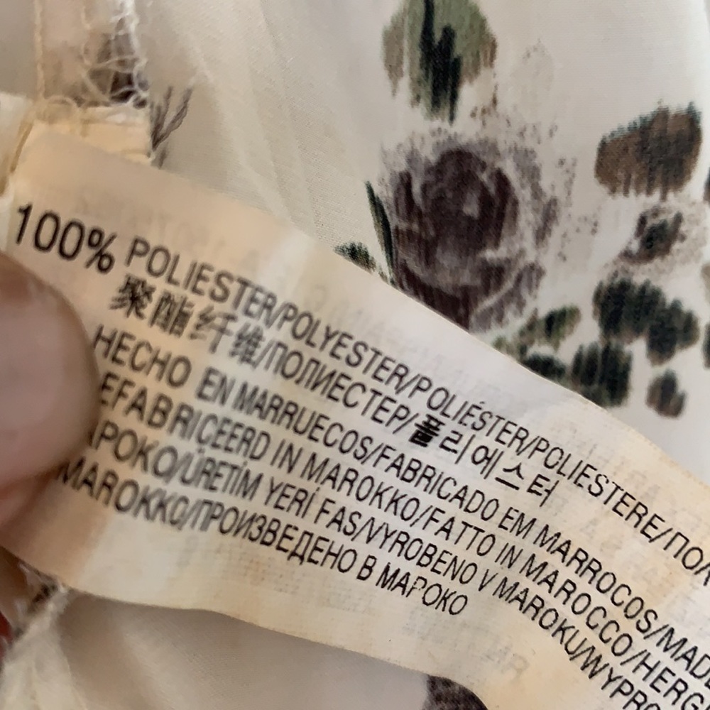 ZARA CAMISOLE: Size EUR SMALL. With dainty border at the bottom. - Picture 2 of 7